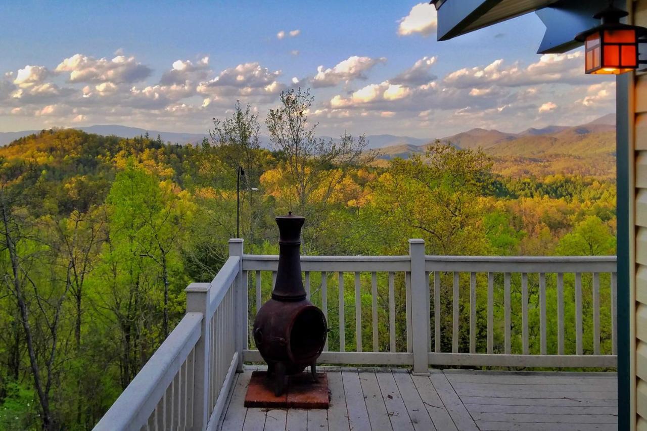 Secluded Mountain Home With Stunning Views And Deck! Bryson City Exteriör bild