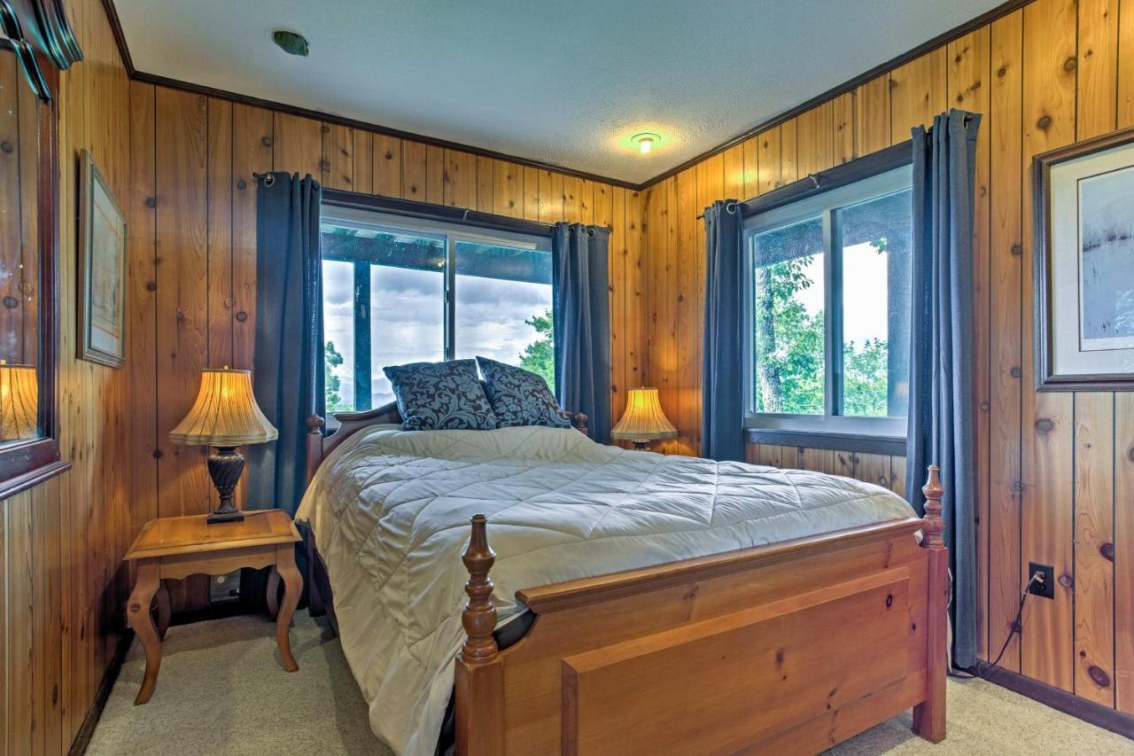 Secluded Mountain Home With Stunning Views And Deck! Bryson City Exteriör bild